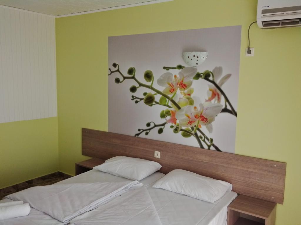 Morska Zvezda Guest House Tjernomorets Rum bild